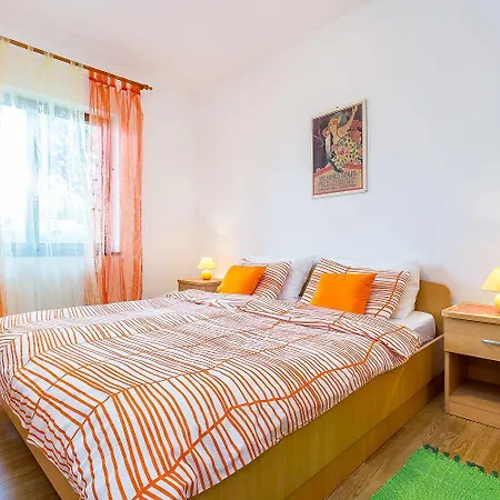 400 Meter Zum Mit Wlan, Klima, Terrasse, Grill Apartman Vinkuran